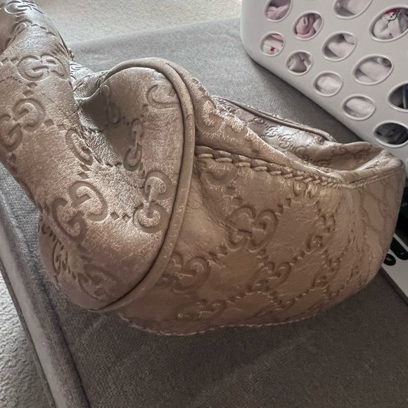 Gucci Gold-Tone Embossed Shoulder Bag - Picture 3 of 8
